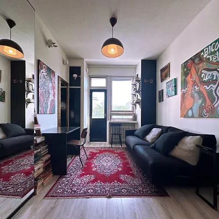 Artistic Kallio Apartment Helsinki Exterior photo